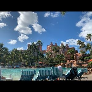 Meet your Posher, Shifra